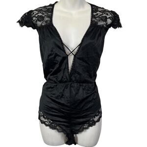 Elegant Black Lace Women Top